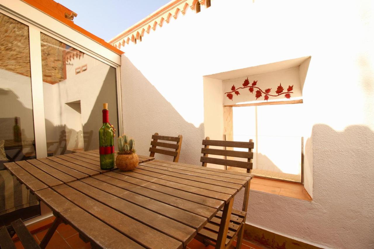 Atico Junto A La Catedral Apartment Tarragona Luaran gambar