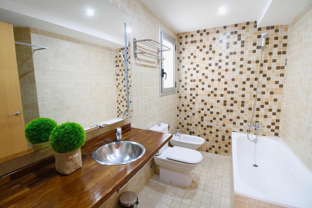 Atico Junto A La Catedral Apartment Tarragona Luaran gambar